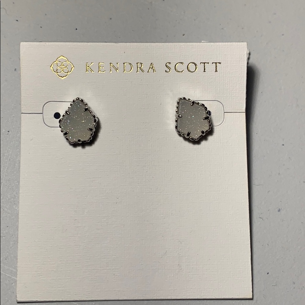 Kendra Scott Tessa earrings